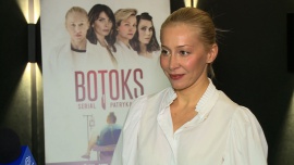 Katarzyna Warnke: jestem ciekawa, co się wydarzy psychicznie we mnie po ogoleniu skóry na łyso News powiązane z kobiecy wizerunek