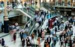 Salesforce Shopping Index Q1 2024 - konsumenci oszczędzają i odkładają wydatki